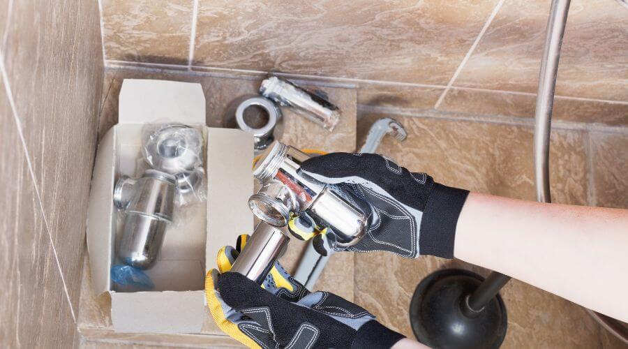 Professional gutter cleaning in Bob White, WV